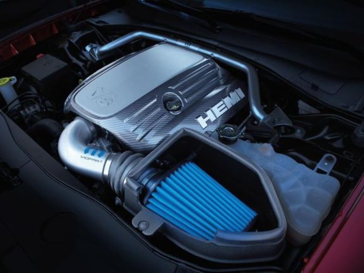 Genuine Mopar Performance Cold Air Intake CAI 5.7L 77070044AD All
