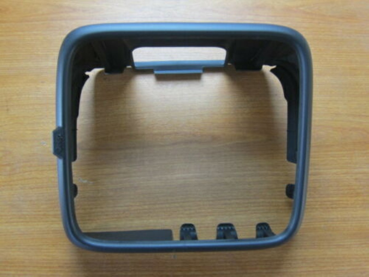 Genuine Mopar Tail Lamp Guards Black Plastic 82215130AB All Mopar