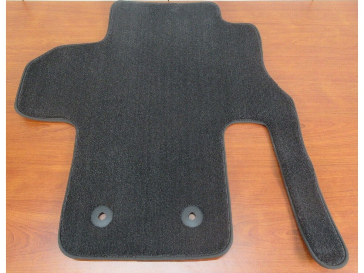 Genuine Mopar Premium Carpeted Floor Mats For First And Second Rows