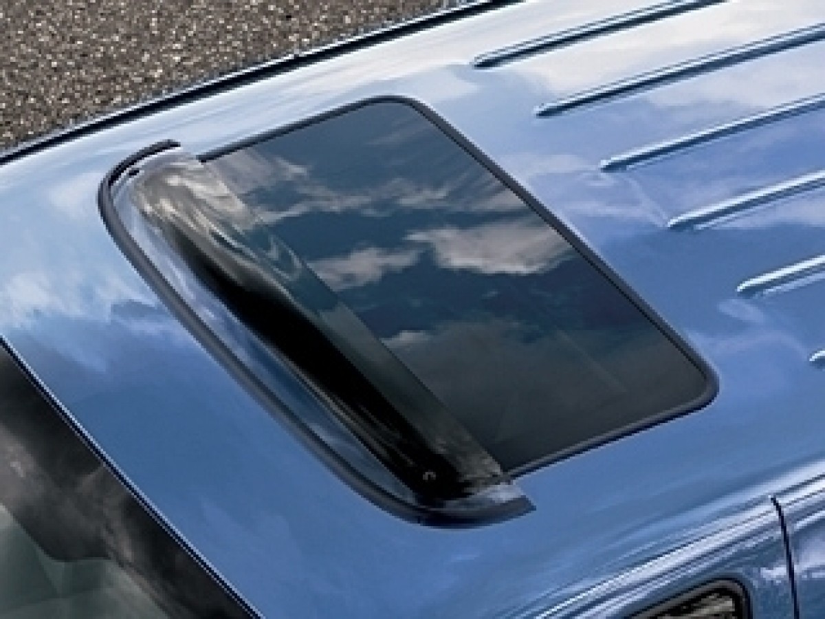 空 chrysler_aspen_82208188ac_3.jpg