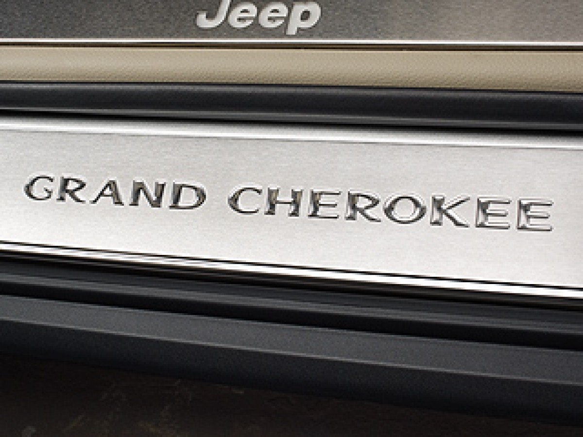 2020 jeep grand cherokee sales door sill guards
