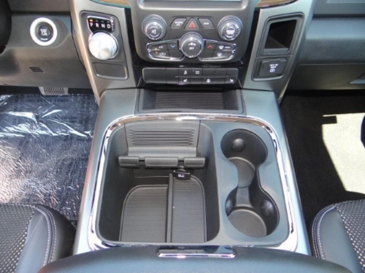ID:G913676 コンソール Buy Mopar Console Tray Upgrade Open Style Bin - 5VC931ZSAB