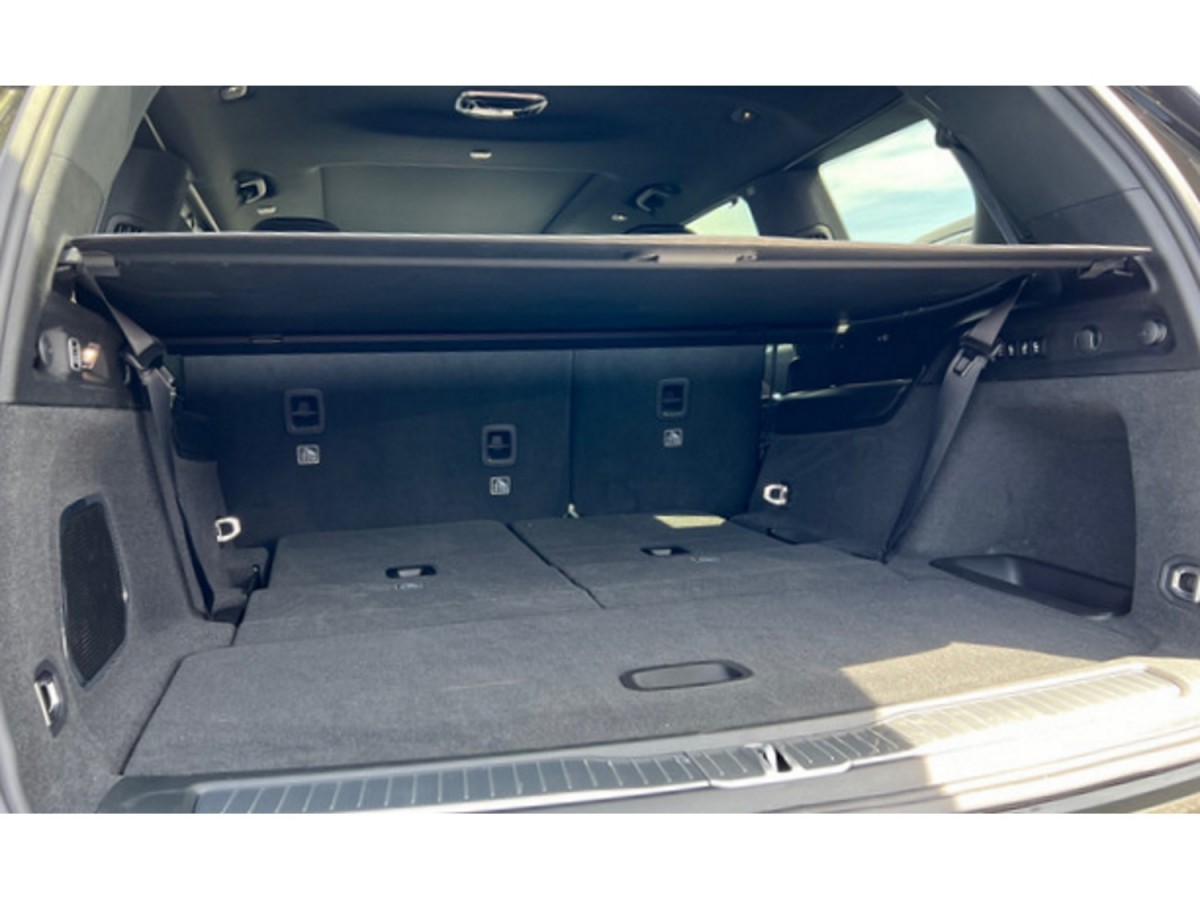 MOPAR トラックカバー 未開封 Buy Mopar Cargo Security Cover Black For Three Row - 6XR69TX7AA