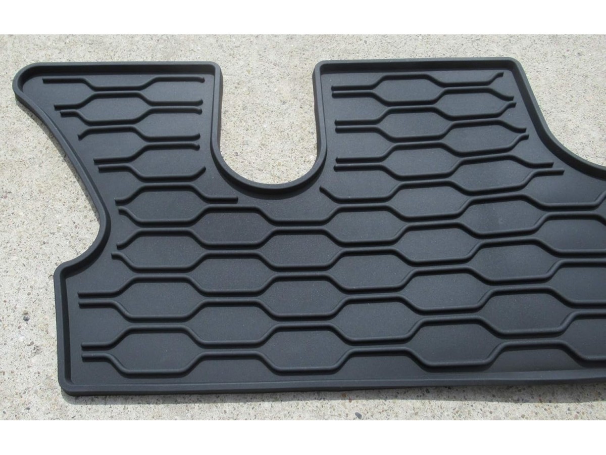 Buy Mopar Rubber Mat Third Row Black For 60/40 Second Row Bench