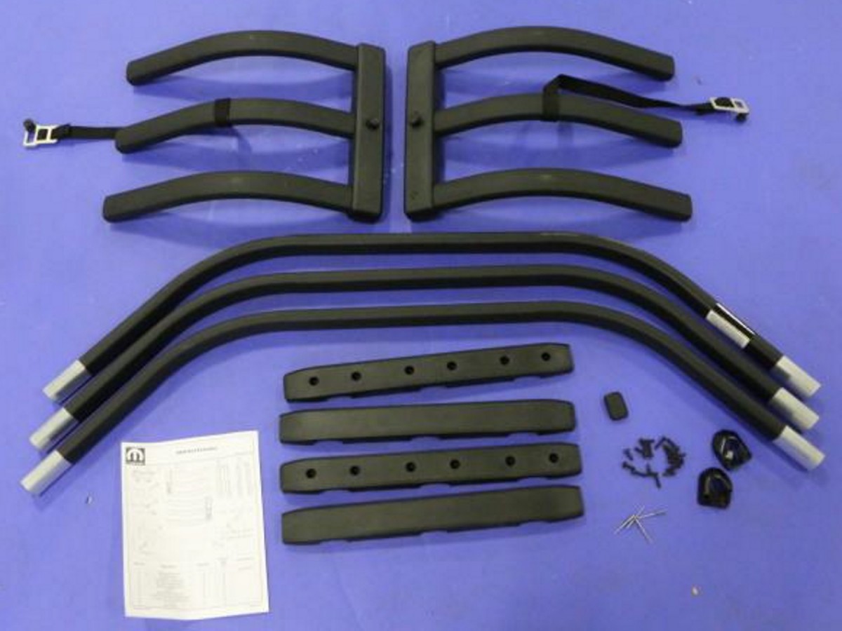 Buy Mopar Bed Extender Black - 82214148 | Mopar Original Parts