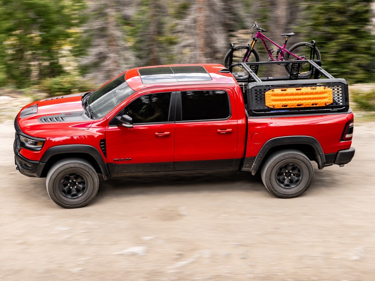 Buy Mopar IBEX Adjustable Black Bed Rack With Two Cross Bars For 6