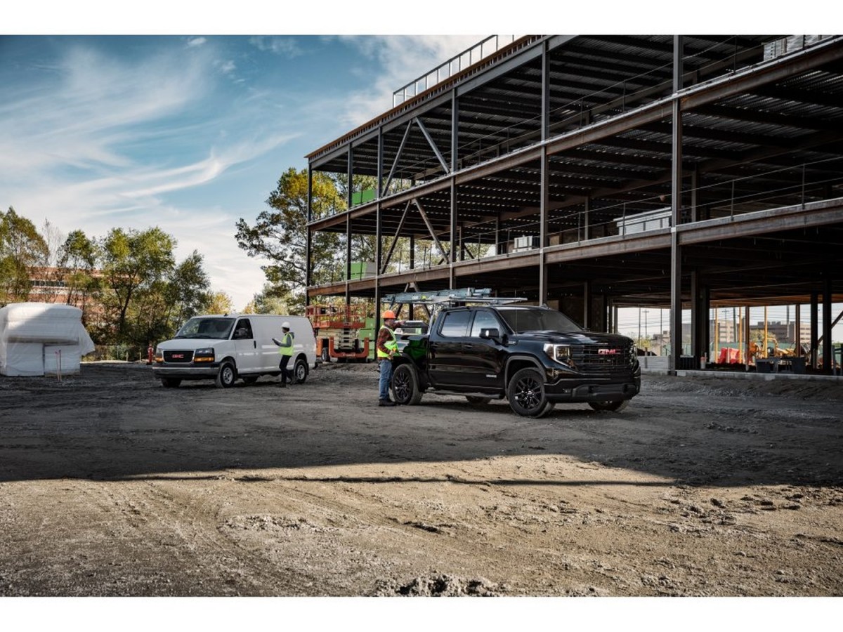 Chevrolet Complete Silver Aluminum TracRac Ladder Rack System By