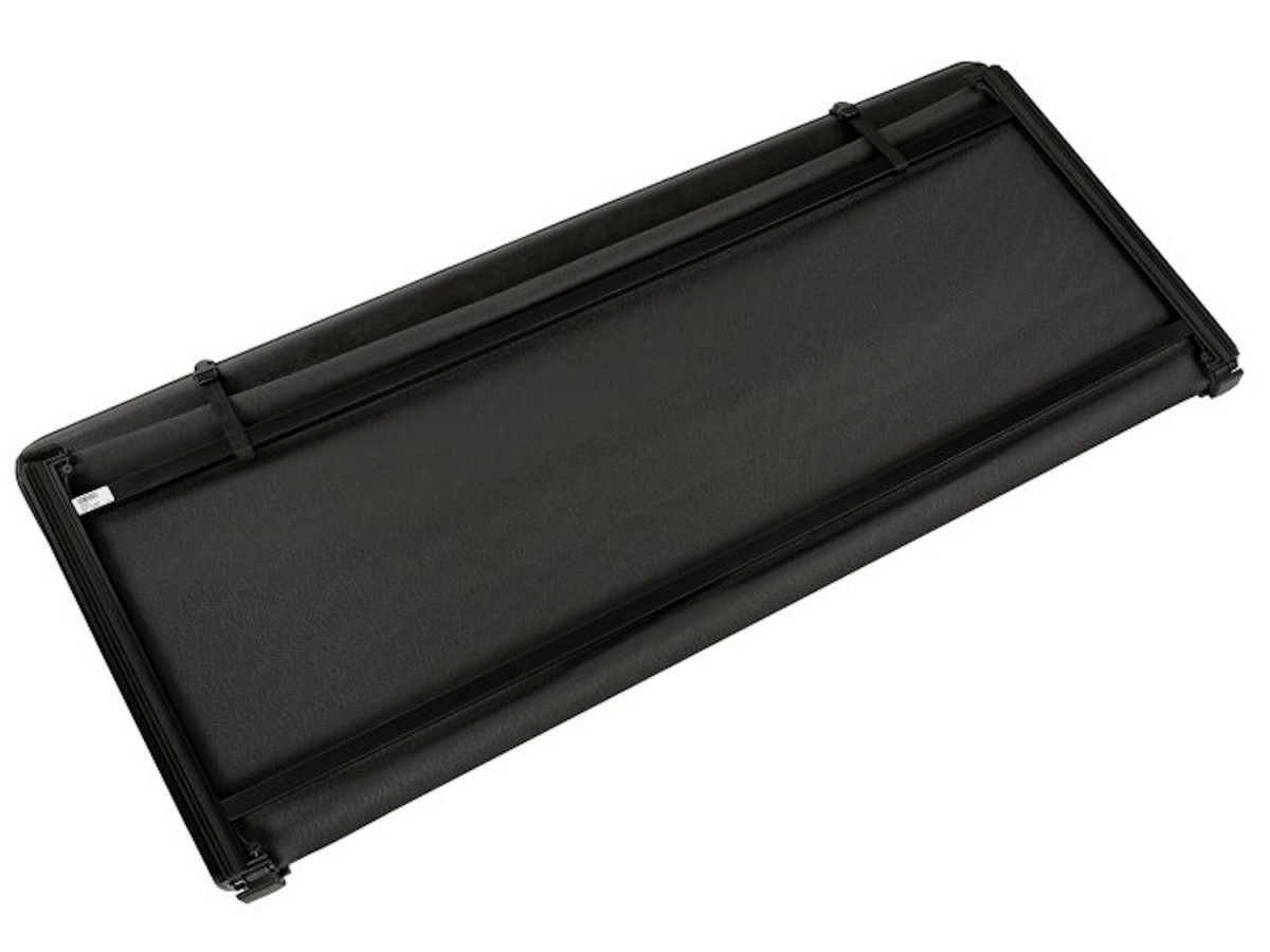 Chevrolet Soft Tri Fold Tonneau Cover In Black By Advantage For