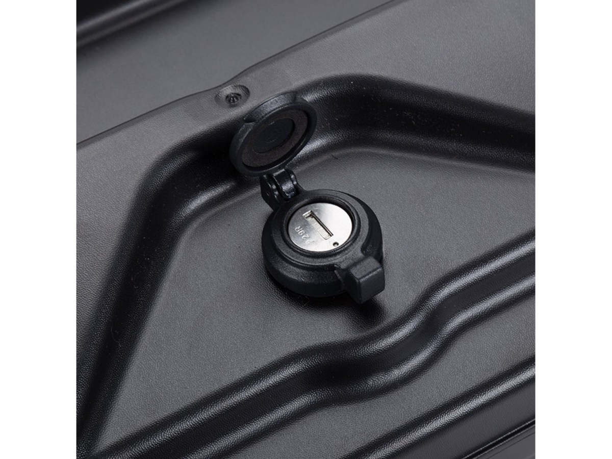 Chevrolet Swingout In-Bed Toolbox By Undercover For Driver Side 