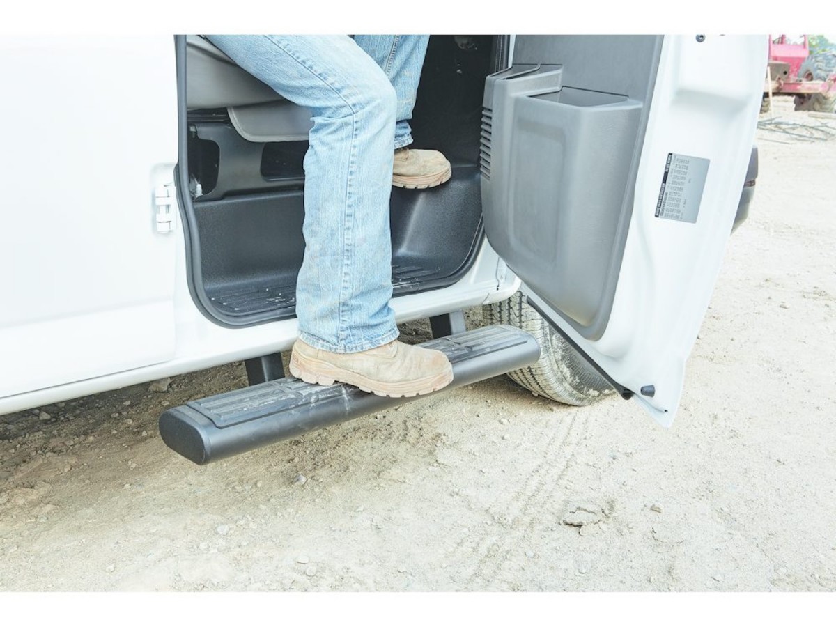 Chevrolet Molded Assist Steps In Black For Cargo Van Models