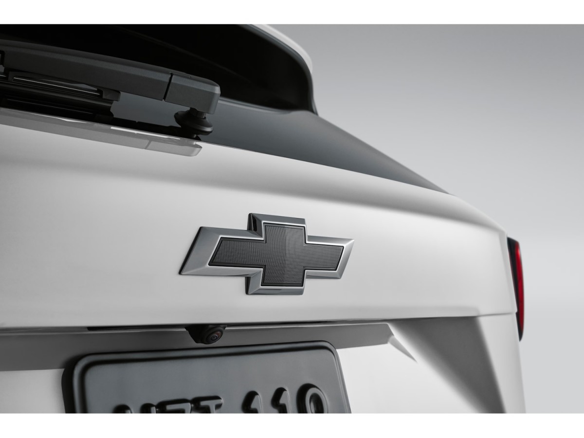 Chevrolet Cruze Black Emblem