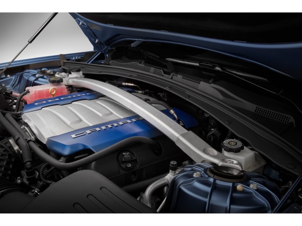 Insignia Strut Brace