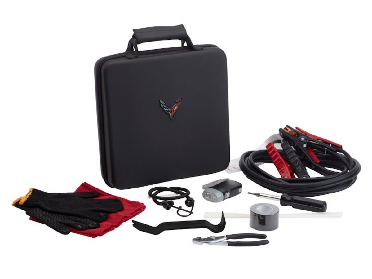 Chevrolet Highway Safety Kit With Crossed Flags Logo - 84328654