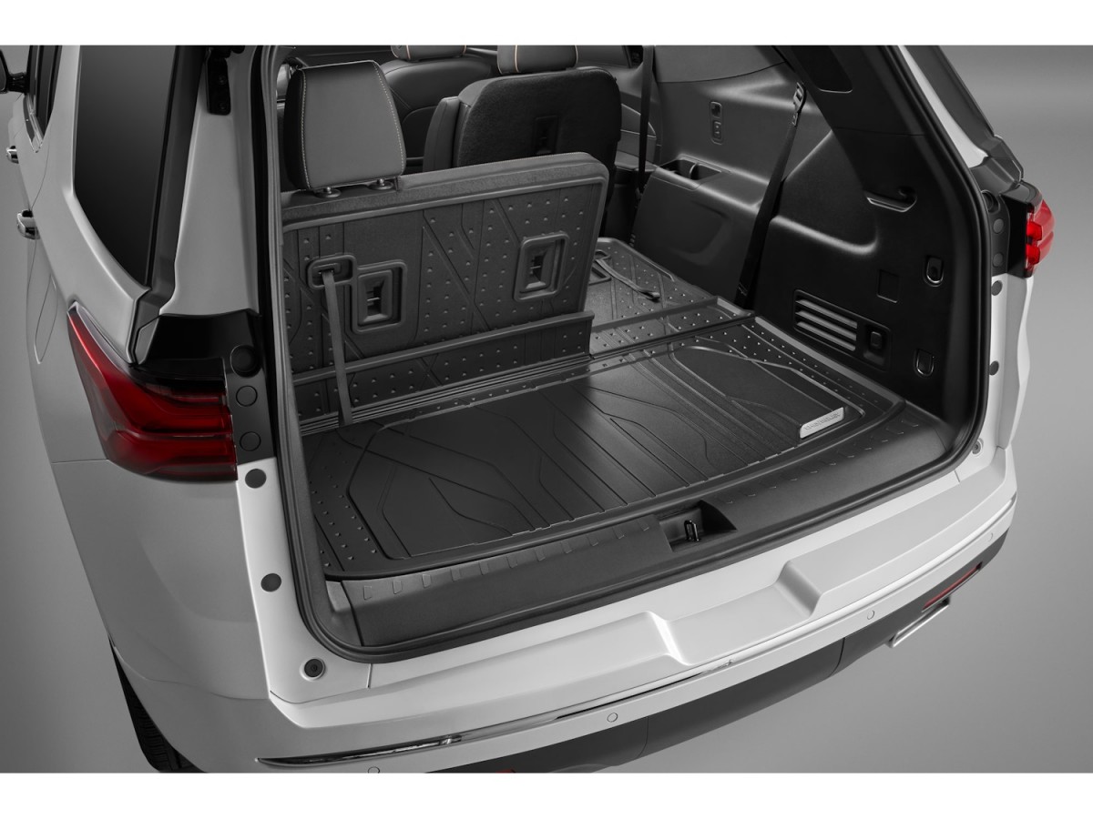 Chevrolet Integrated Cargo Liner With Rear Seatback Protectors In
