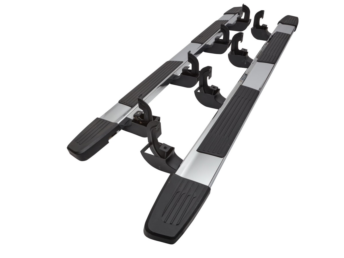 Chevrolet 6 Inch Rectangular Assist Steps In Chrome For Crew Cab
