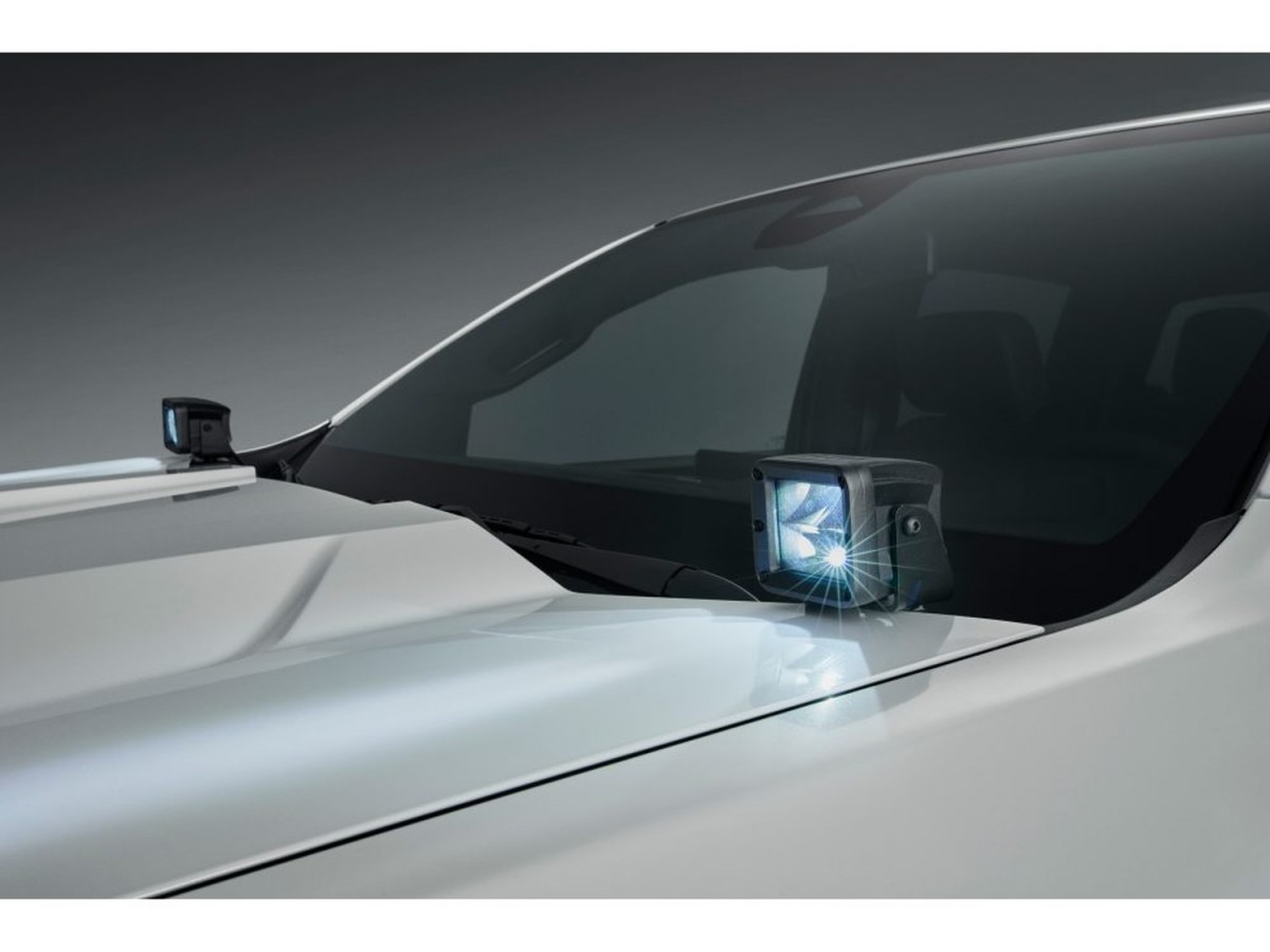 Chevrolet Front Hood Mounted Off Road Auxiliary Lights Set Of Two