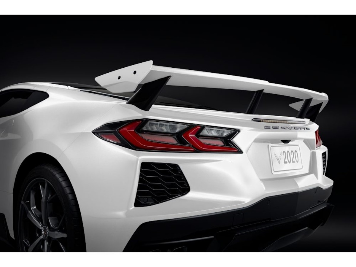 Chevrolet High Wing Spoiler Kit In Arctic White - 85001061