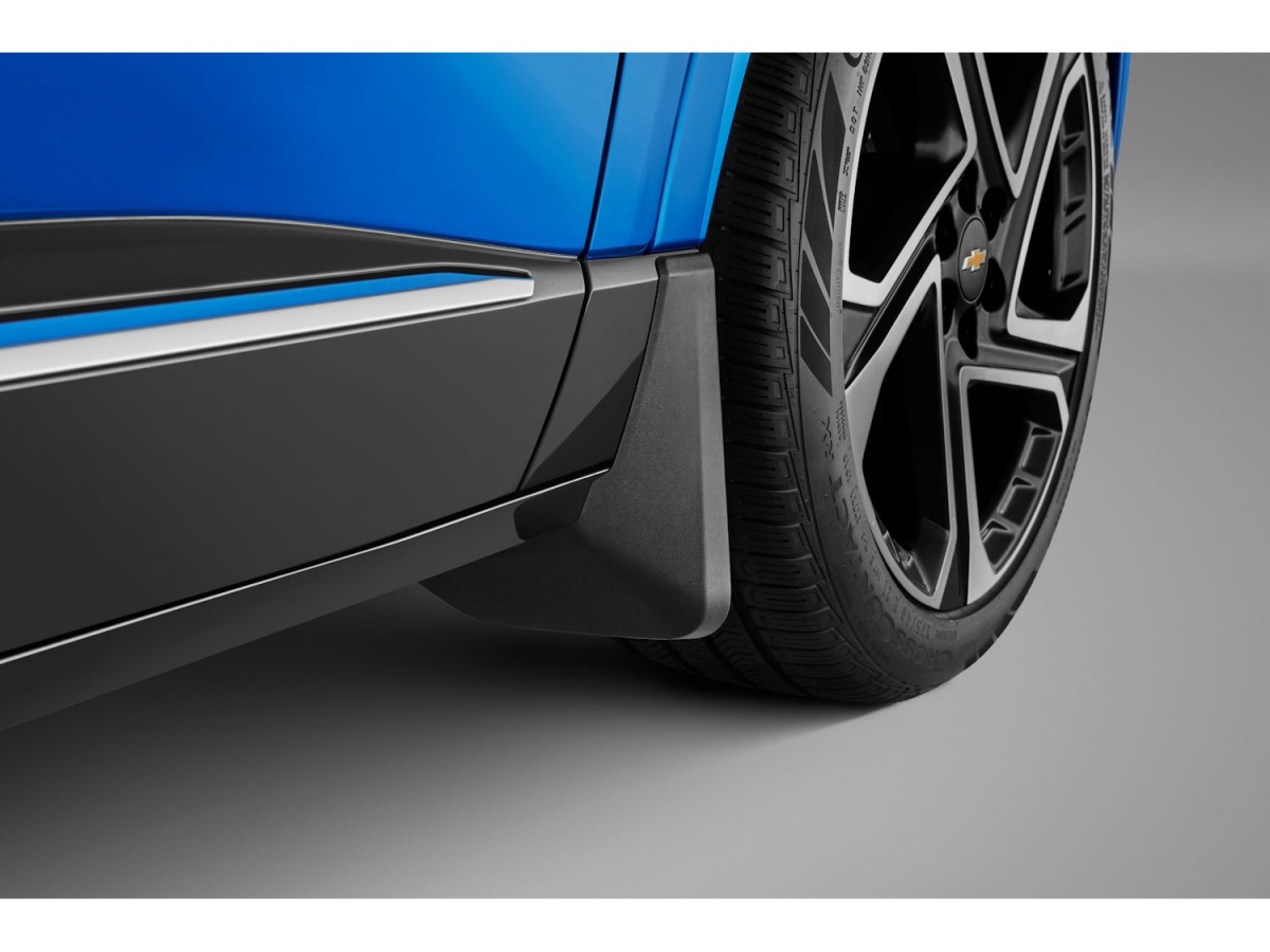 85026039-equinox-ev-front-