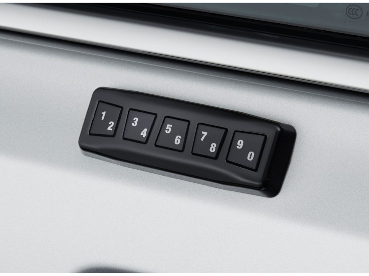 Chevrolet Keyless Entry Keypad - 85540054 | Chevy Parts Pros